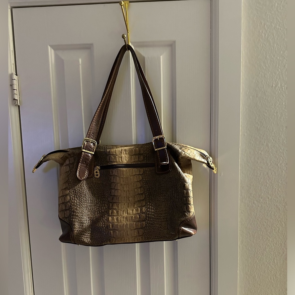 Elegant Brown Crocodile-Embossed Tote Bag